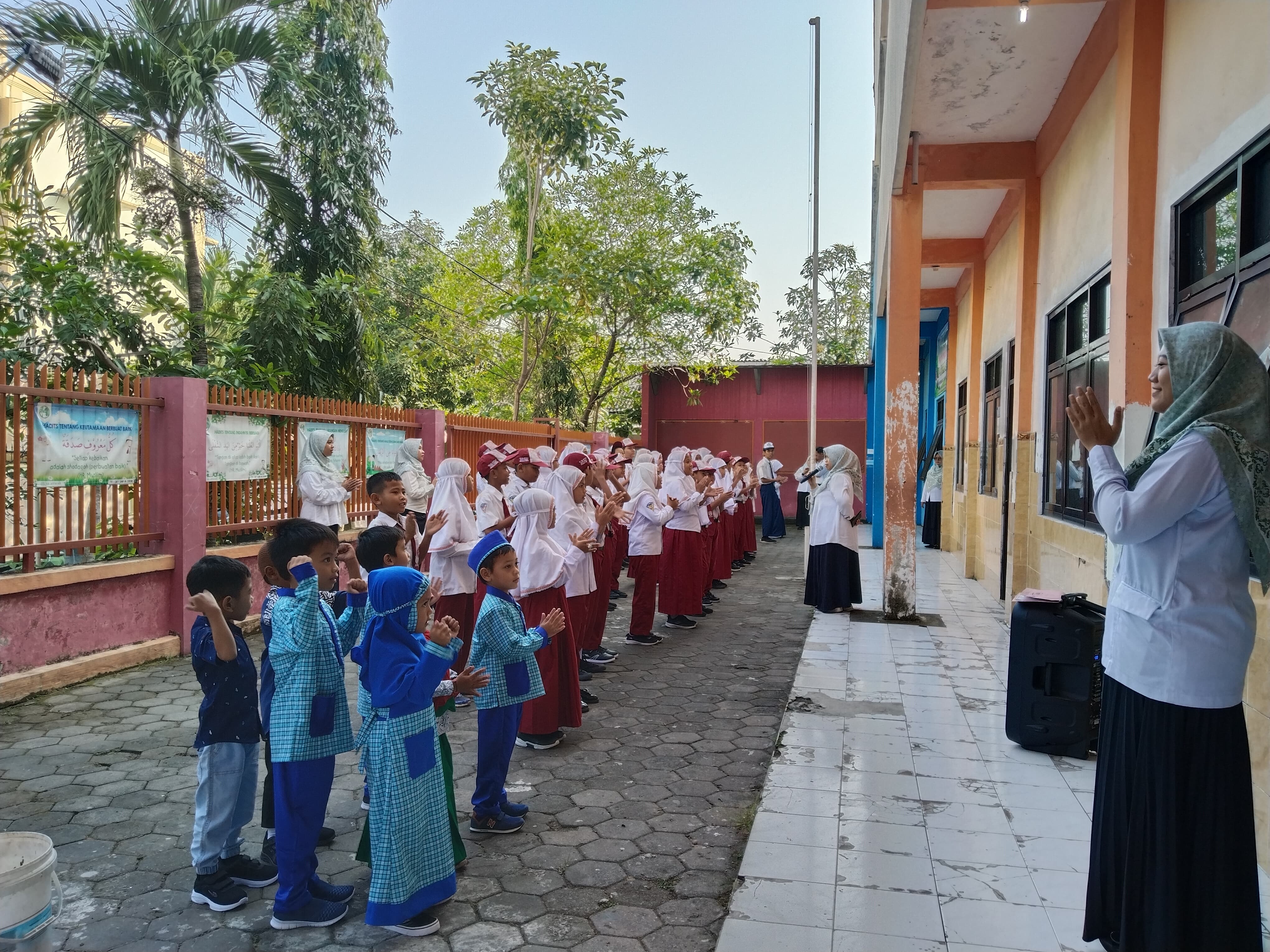 Apel dan senam ceria